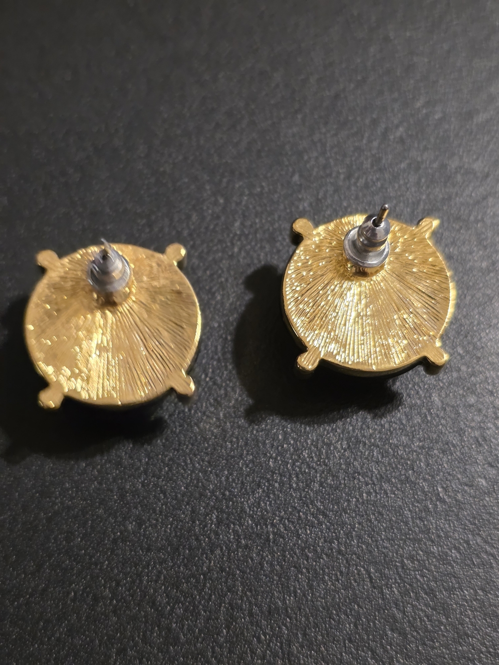 Vintage 4 Pair Pierced Earring Set: Gold, Black & Cream Studs/Knot & Drop - Picture 6 of 10